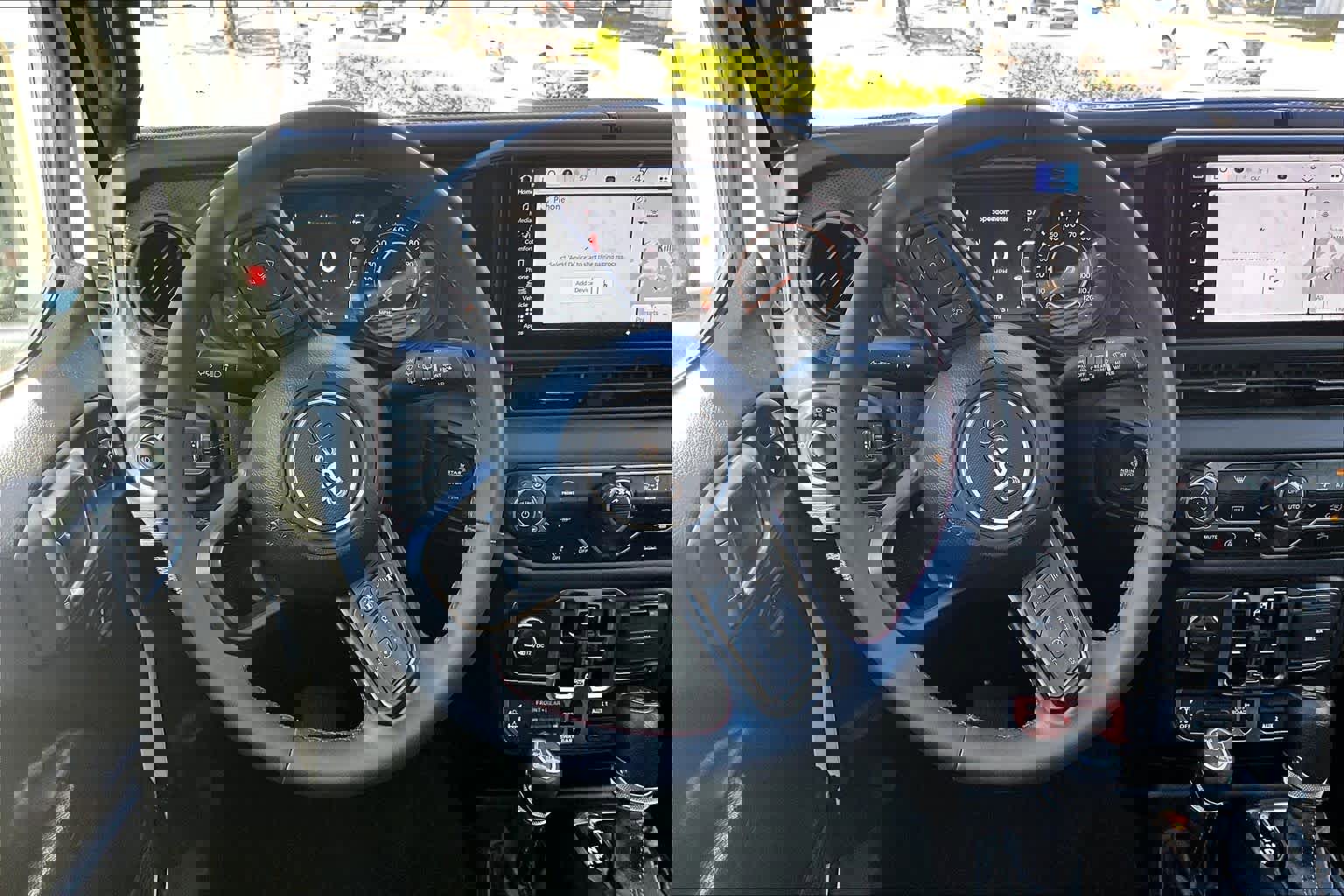 Used 2024 Jeep Wrangler Unlimited Rubicon image 5