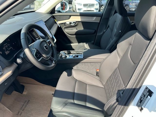 New 2026 Volvo XC90 B6 Plus w/ Protection Package Premier image 2