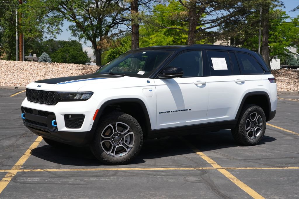 Used 2023 Jeep Grand Cherokee Trailhawk w/ Advanced Protech Group II