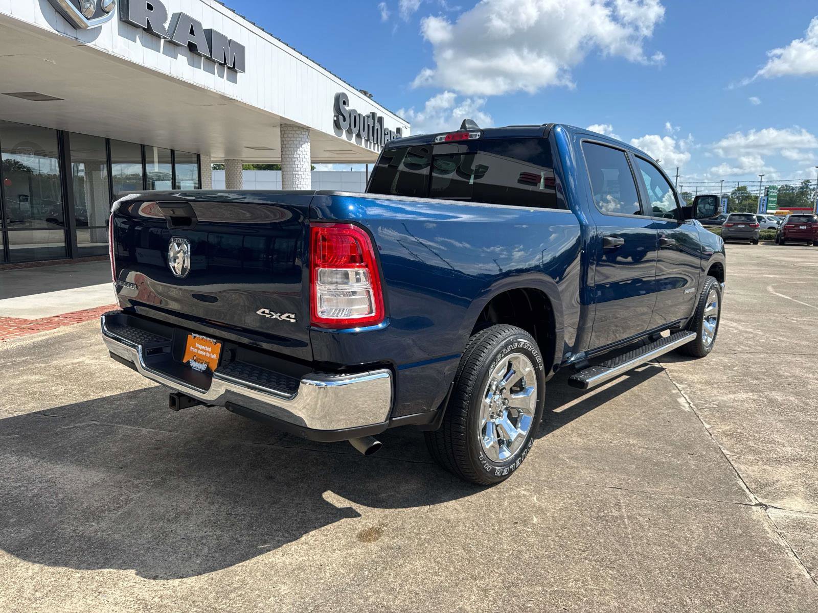 Used 2024 RAM 1500 Big Horn image 7