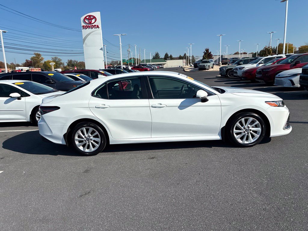 Used 2024 Toyota Camry LE FWD image 6