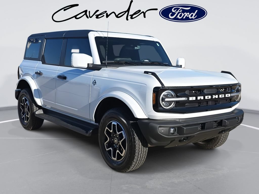 New 2026 Ford Bronco Outer Banks AWD/4WD image 3