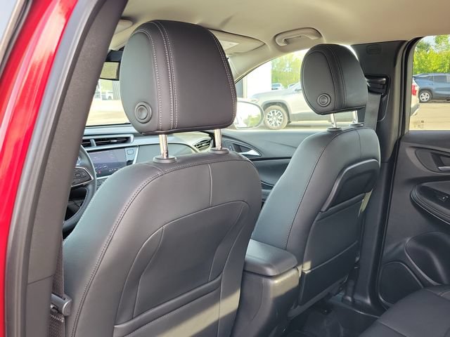 Used 2023 Buick Encore GX Select FWD image 24