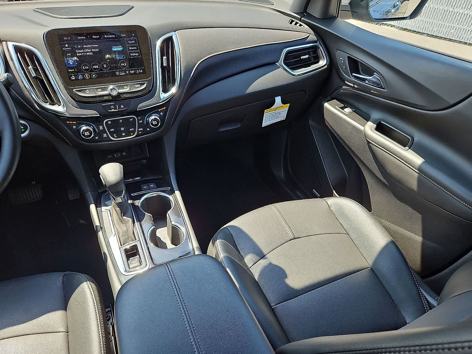 Used 2024 Chevrolet Equinox Premier FWD image 12