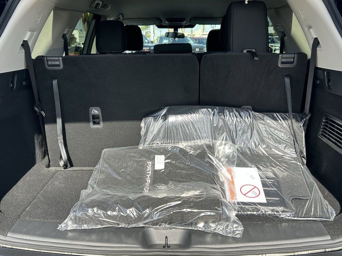 New 2026 Nissan Pathfinder SV FWD image 19