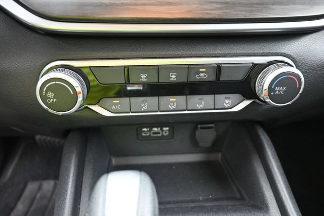 Used 2025 Nissan Altima 2.5 SV FWD image 20