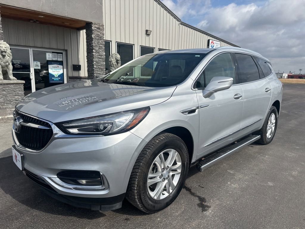 Used 2019 Buick Enclave Essence image 2