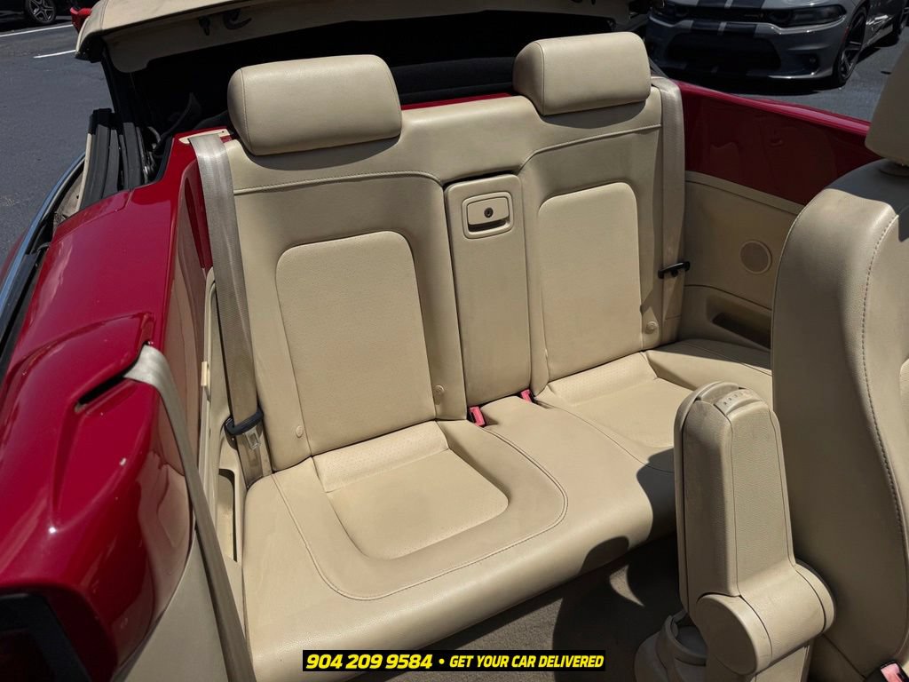 Used 2006 Volkswagen Beetle Convertible w/ Package 1 FWD image 33