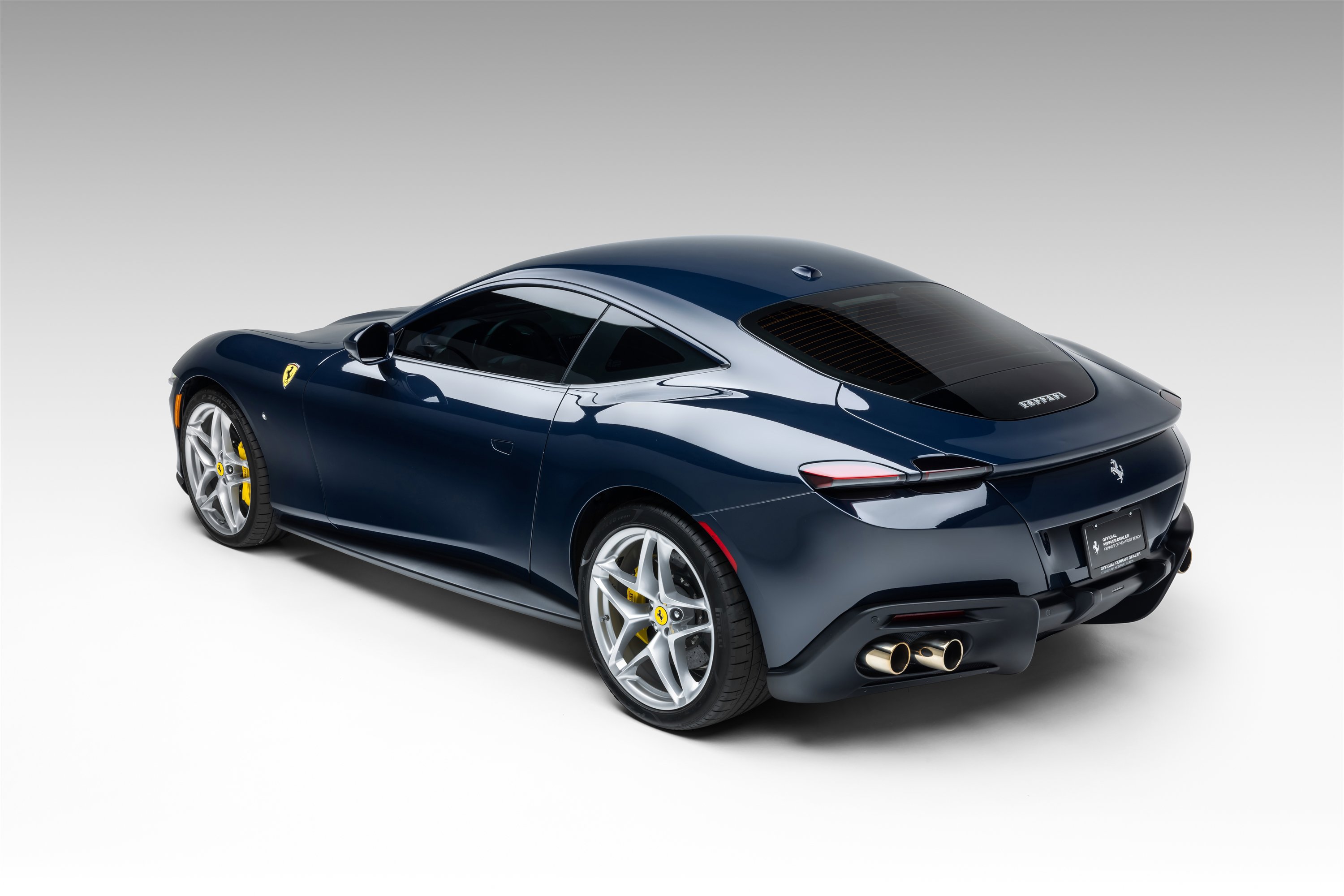 Certified 2021 Ferrari Roma image 5