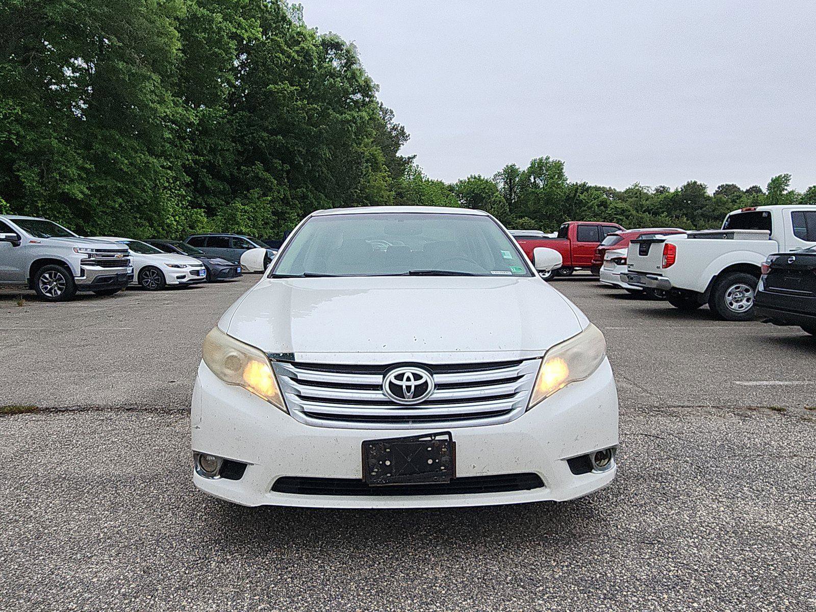 Used 2011 Toyota Avalon Limited FWD image 8