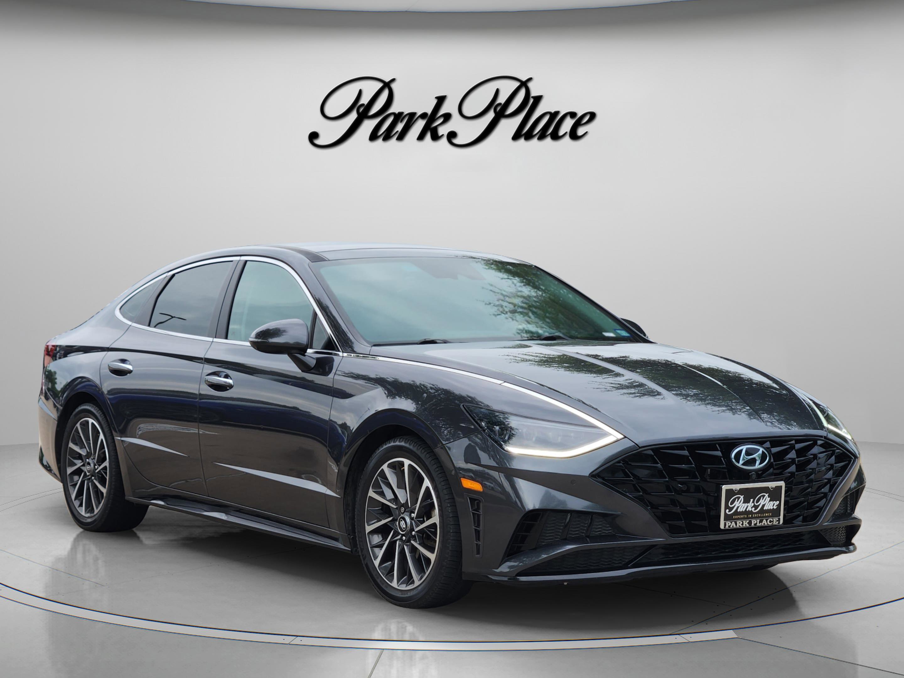 Used 2020 Hyundai Sonata Limited w/ Cargo Package FWD image 4