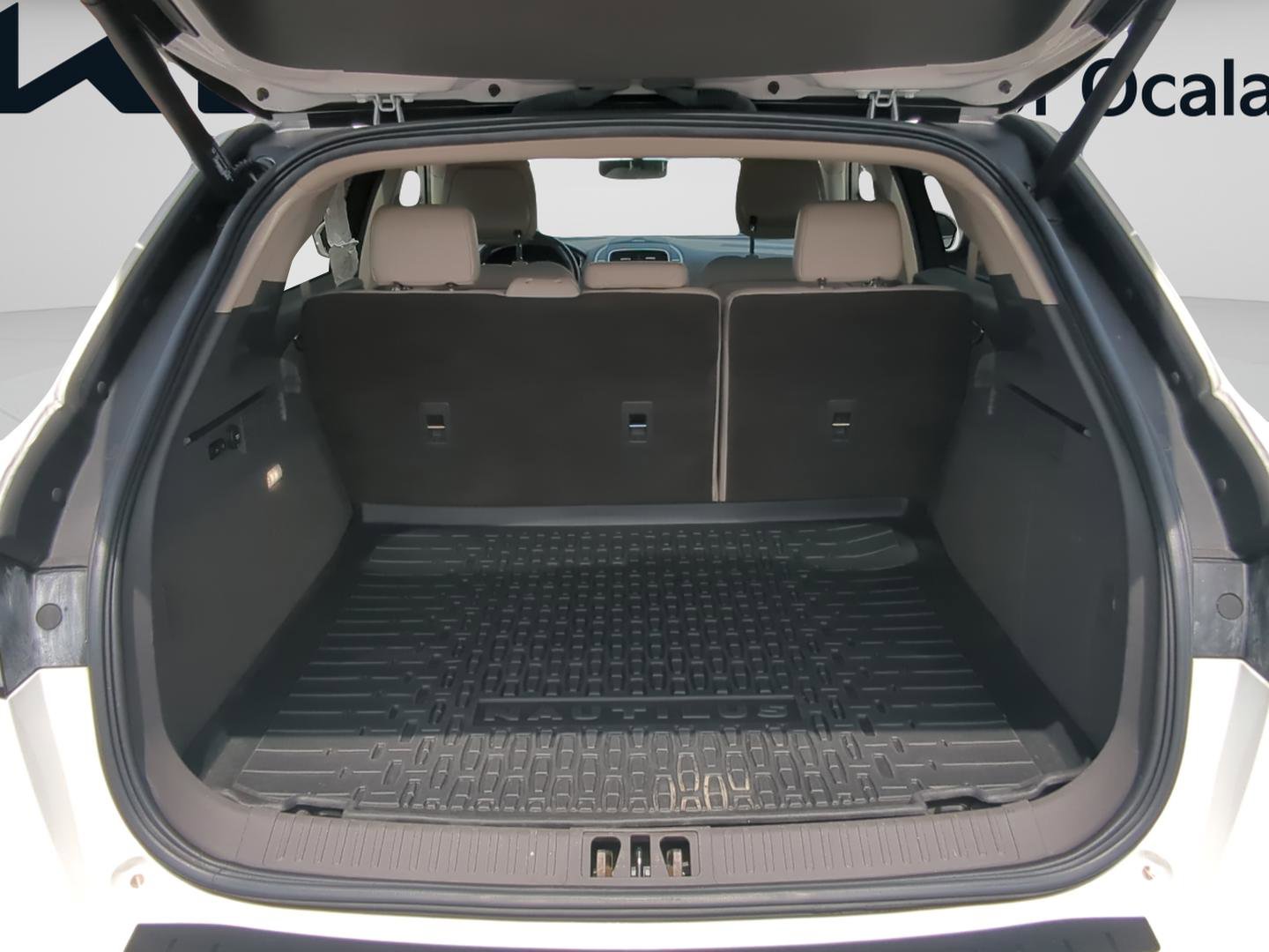 Used 2020 Lincoln Nautilus Reserve AWD/4WD image 10