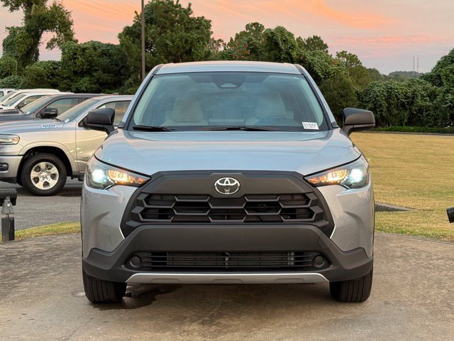 Used 2026 Toyota Corolla Cross L FWD image 2