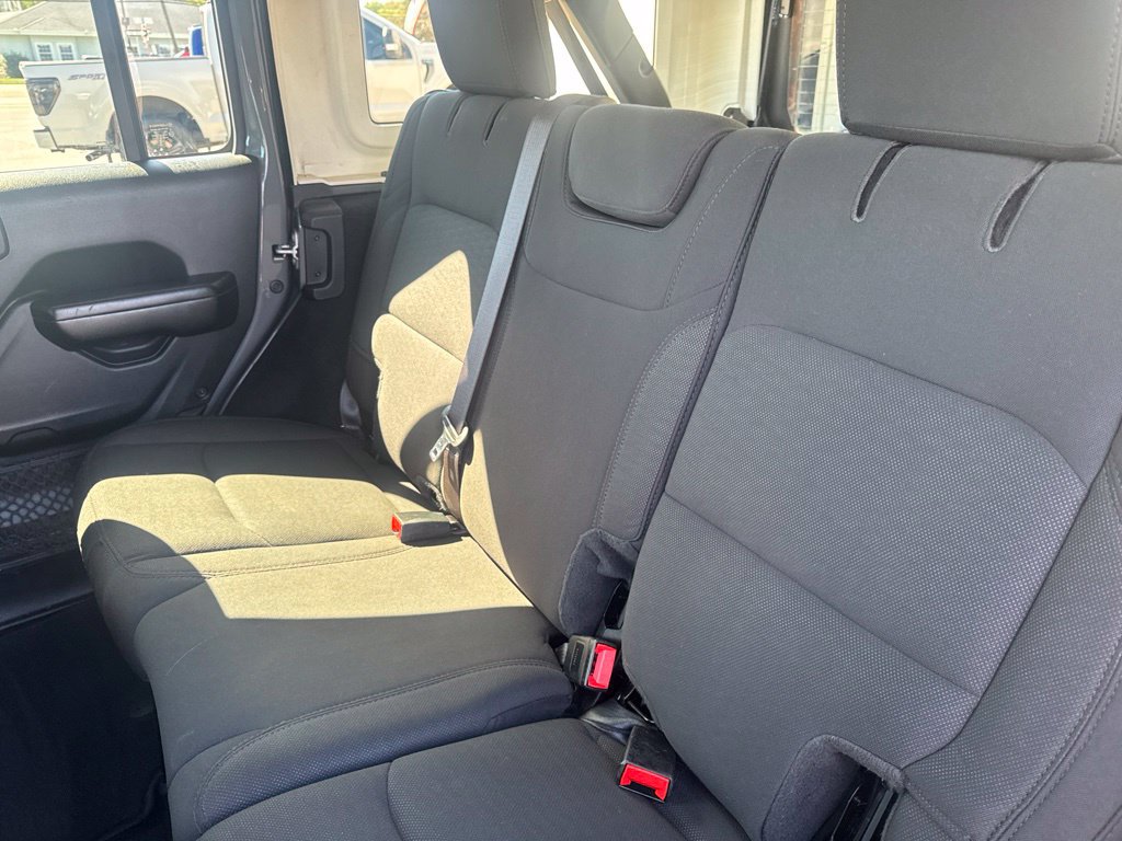 Used 2020 Jeep Wrangler Unlimited Sport S AWD/4WD image 29