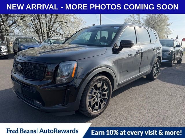 Used 2021 Kia Telluride SX w/ SX Prestige Package image 3