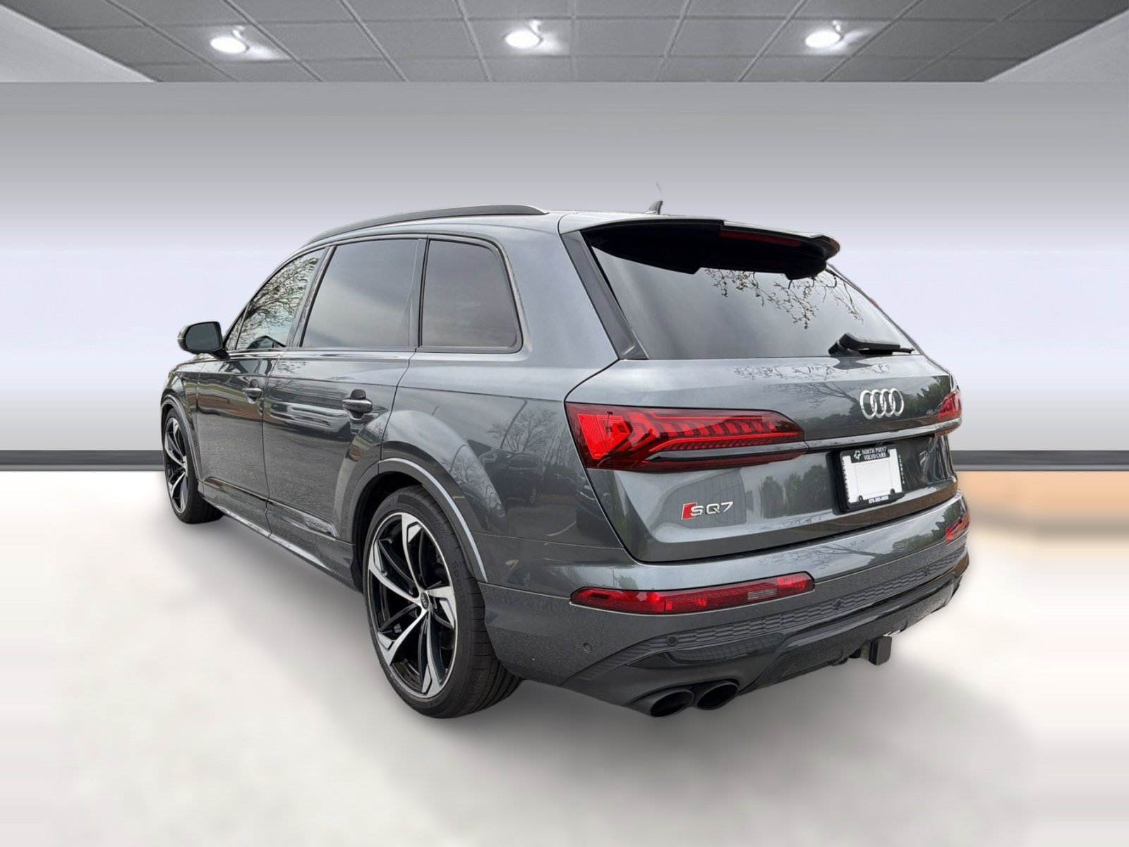 Used 2023 Audi SQ7 Prestige AWD/4WD image 3