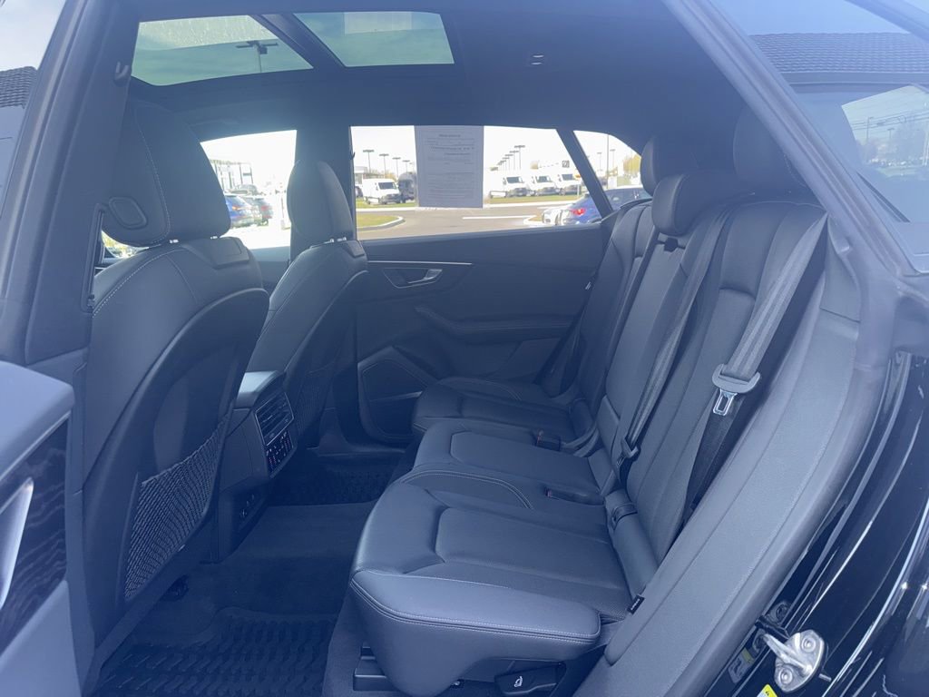 Used 2023 Audi Q8 Prestige w/ Prestige Package AWD/4WD image 46