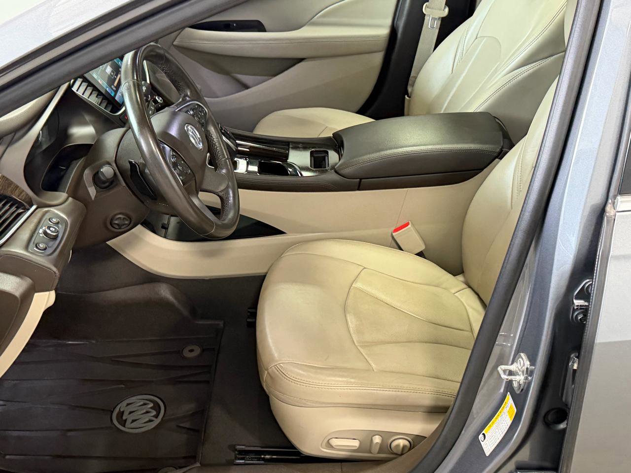 Used 2019 Buick LaCrosse Essence w/ Sun and Shade Package image 7