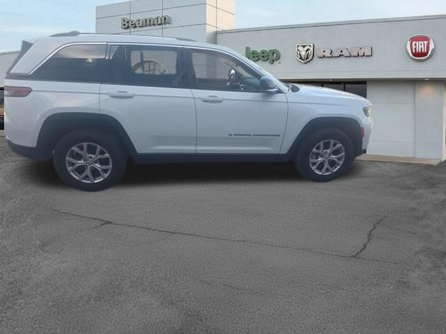 Used 2022 Jeep Grand Cherokee Limited AWD/4WD image 9