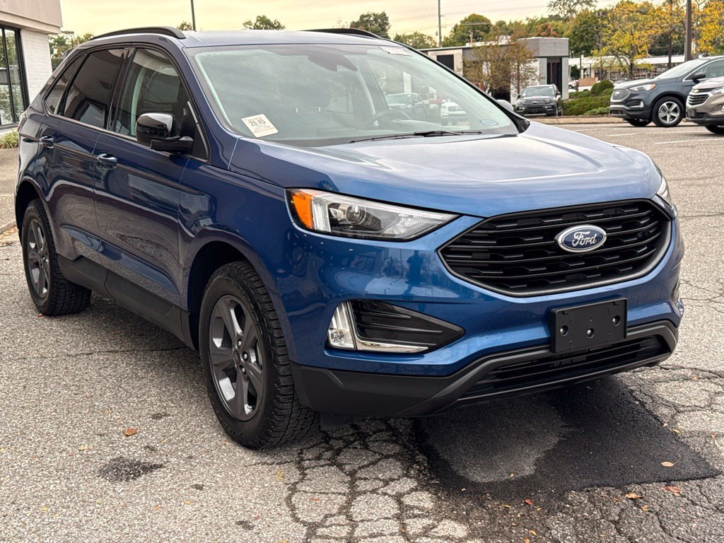 Used 2023 Ford Edge SEL w/ Sport Appearance Package AWD/4WD image 16