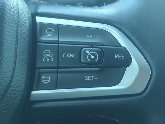 Used 2022 Jeep Compass Limited w/ Sun and Sound Group image 14