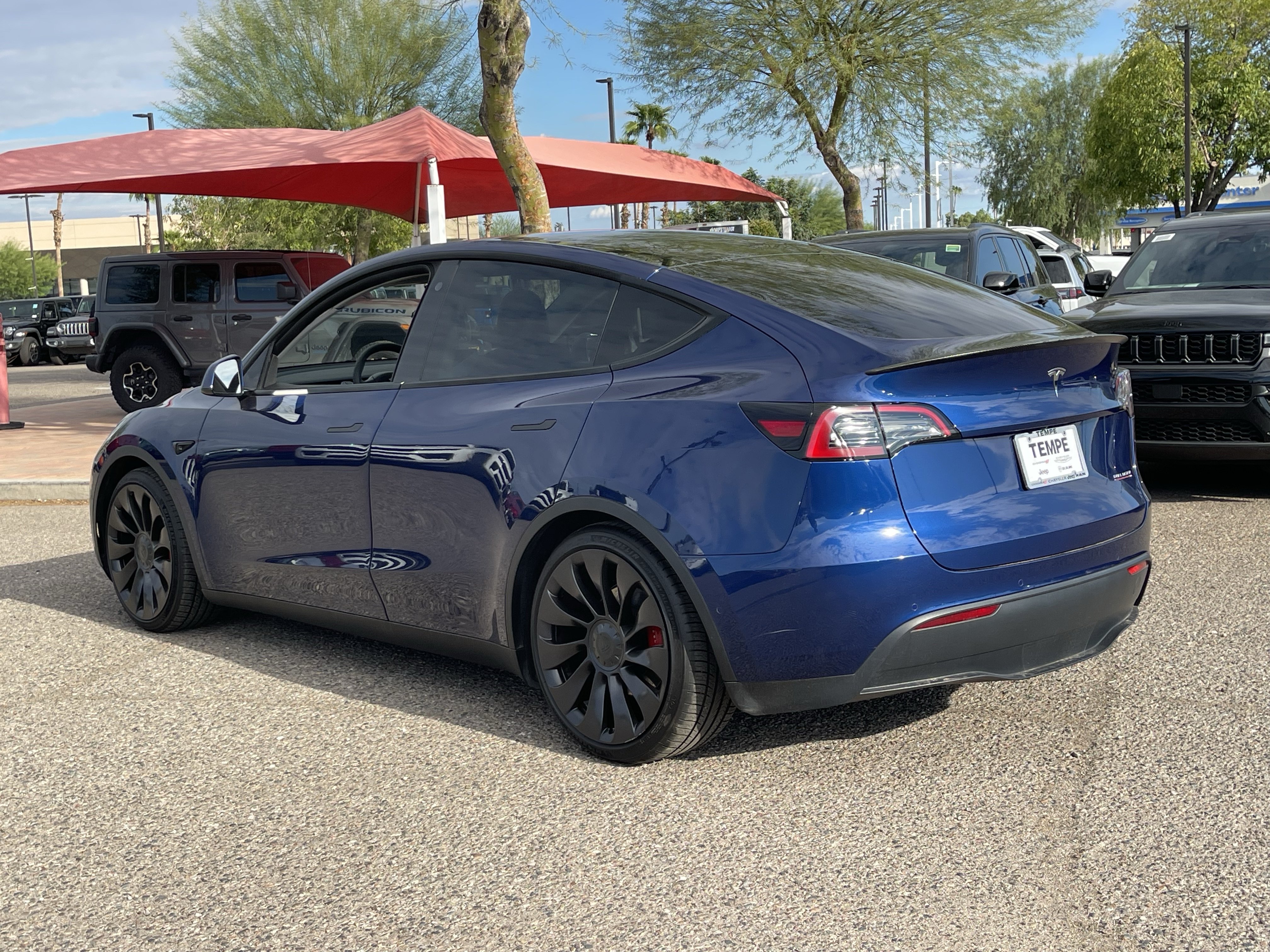 Used 2022 Tesla Model Y Performance AWD/4WD image 4