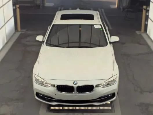Used 2017 BMW 330i Sedan RWD image 2