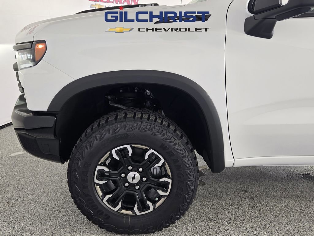 New 2026 Chevrolet Silverado 1500 ZR2 w/ LPO, Dark Essentials Package image 8