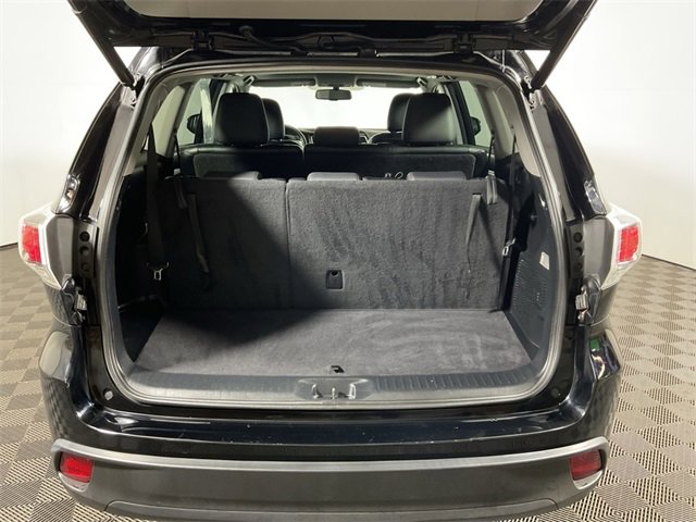 Used 2015 Toyota Highlander XLE image 13