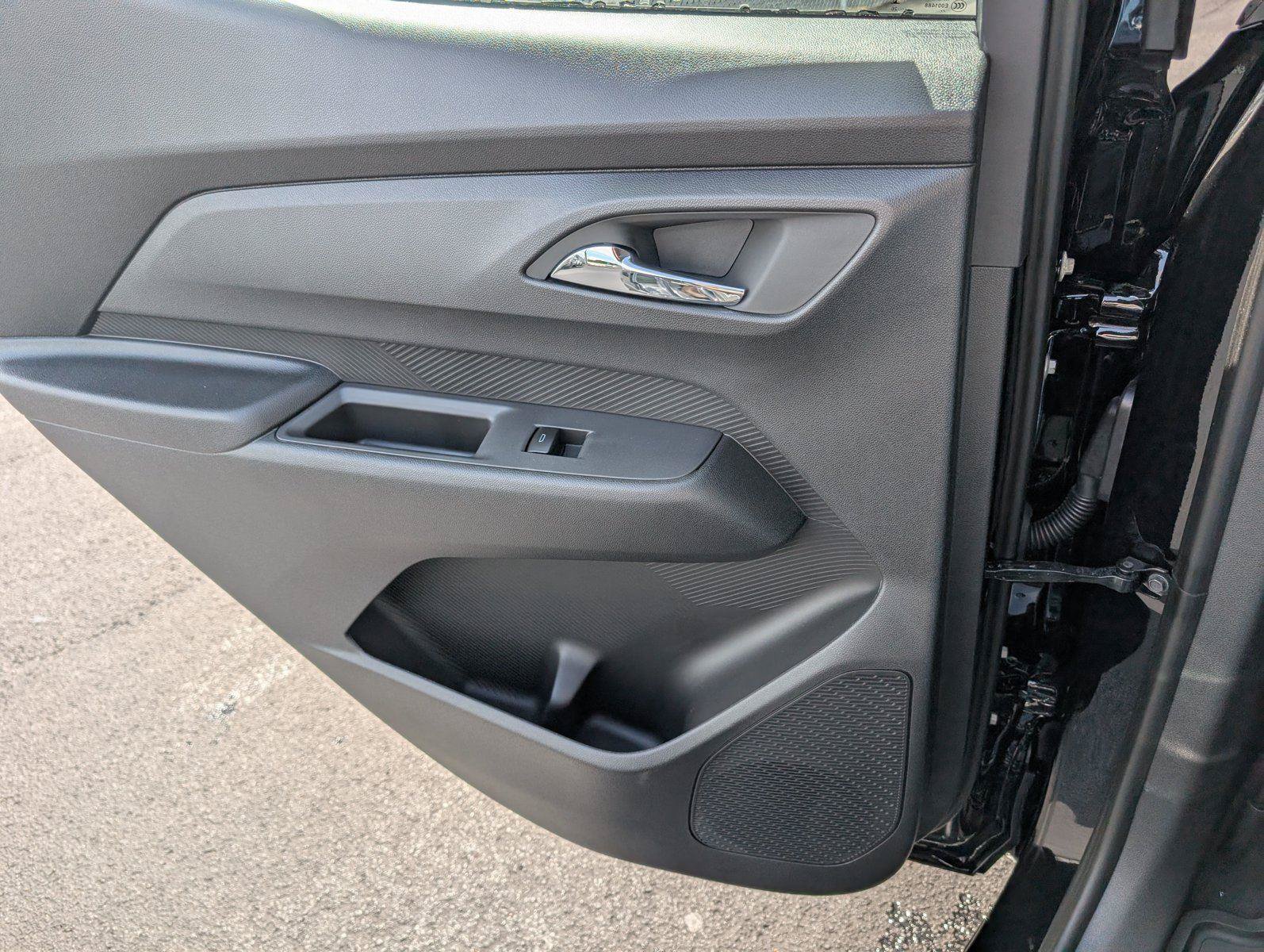 New 2027 Chevrolet Bolt RS w/ LPO, All-Weather Package FWD image 34