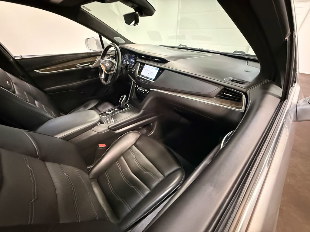 Used 2020 Cadillac XT5 Premium Luxury image 60