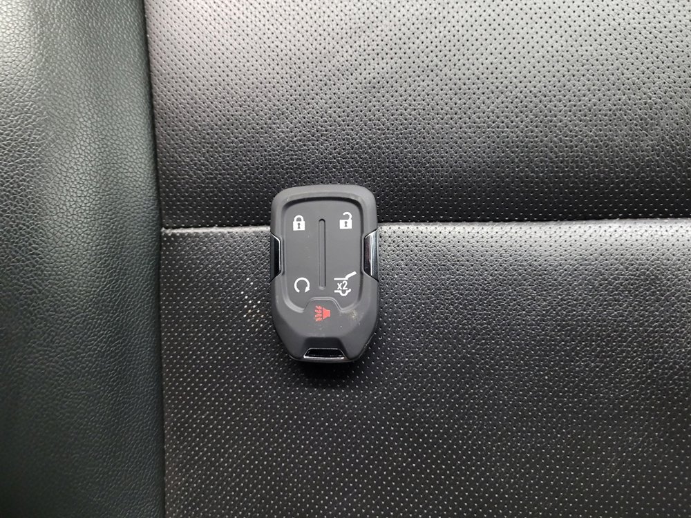Used 2023 GMC Terrain SLT image 32