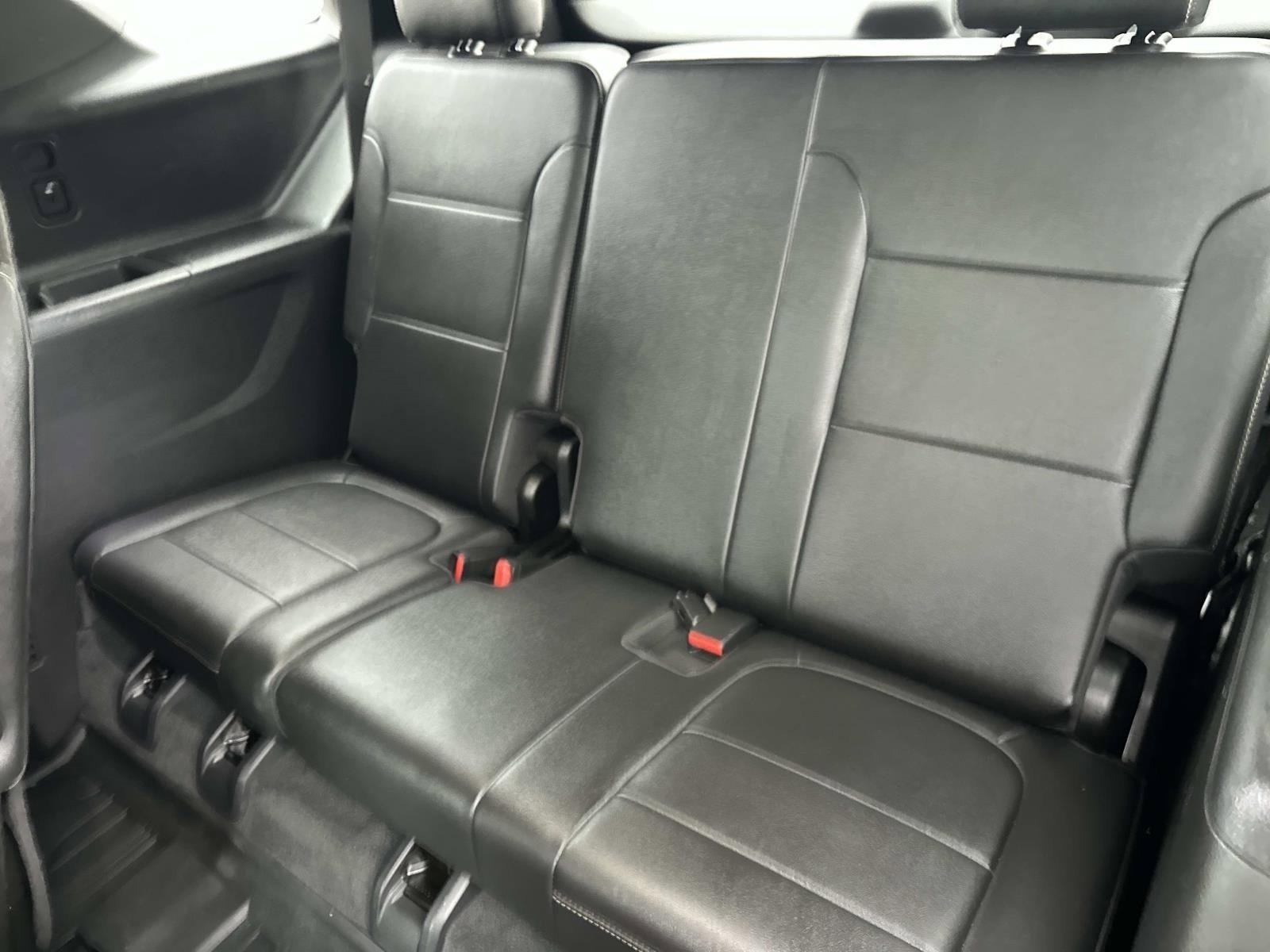 Used 2022 Chevrolet Traverse LT w/ LPO, Floor Liner Package image 25