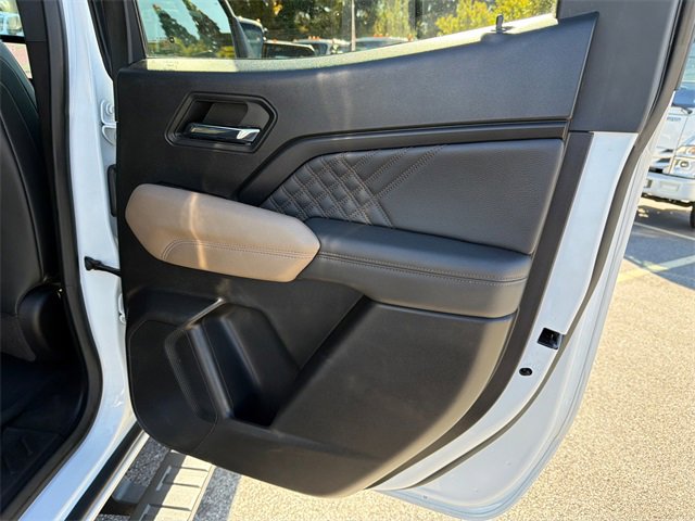 Certified 2024 GMC Canyon Denali image 16