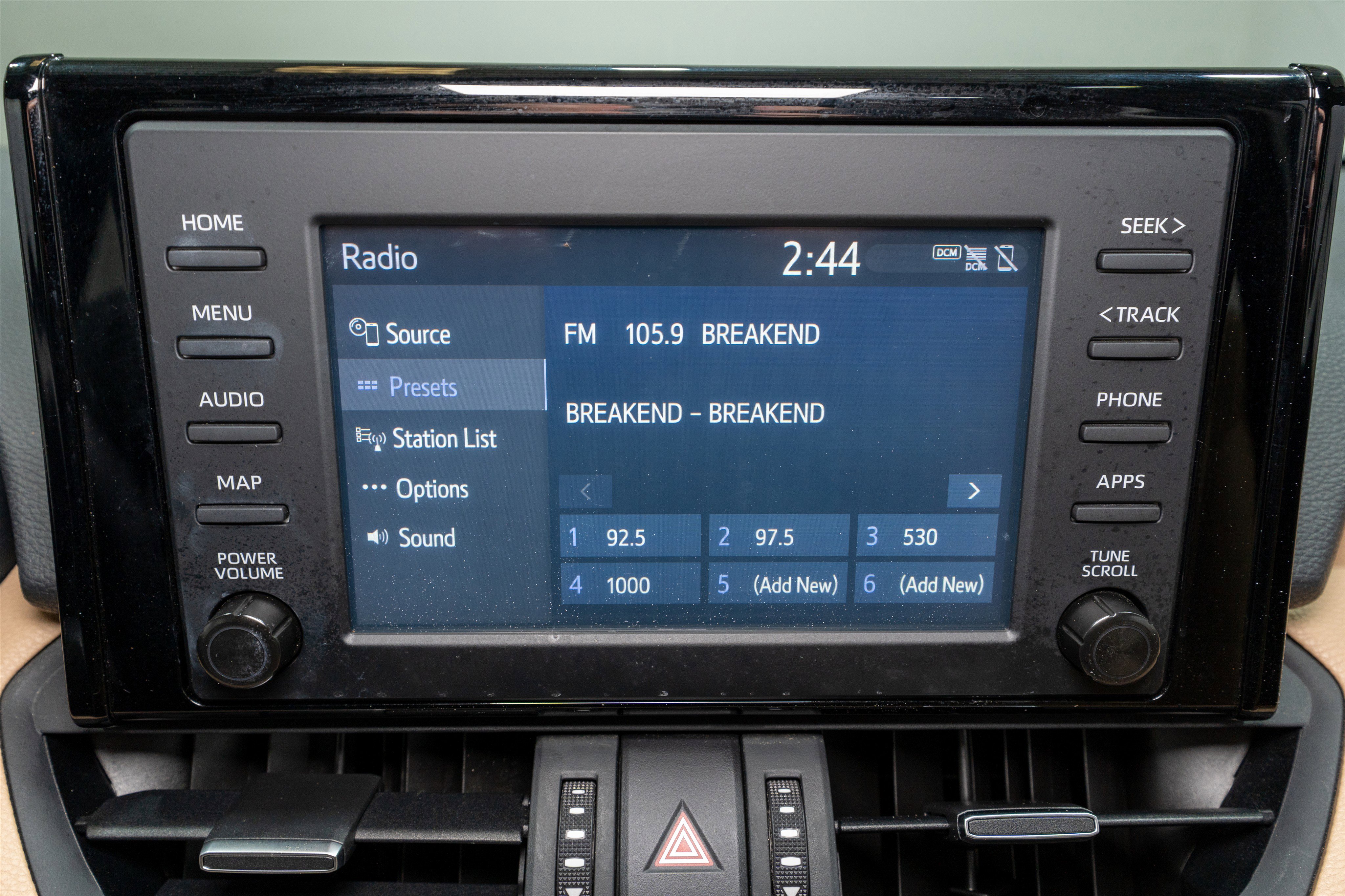 Used 2019 Toyota RAV4 XLE Premium image 18