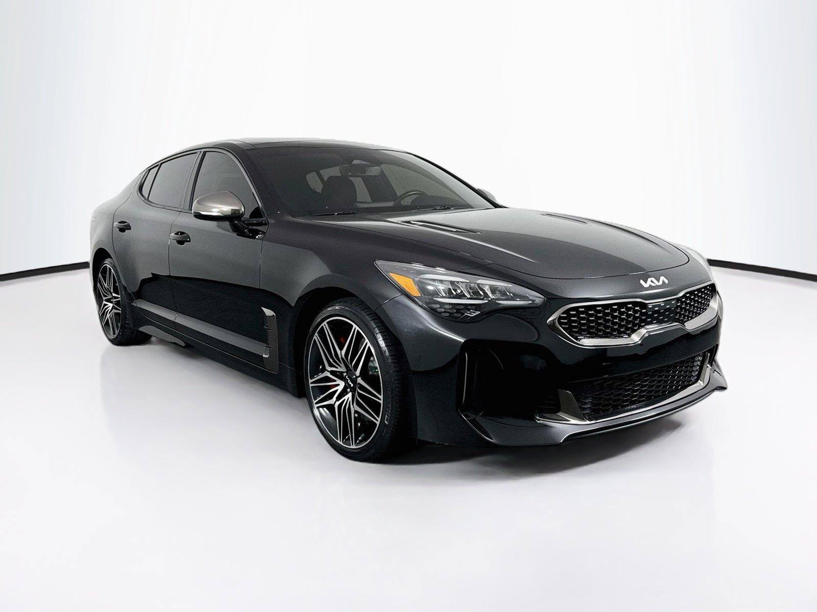 Used 2022 Kia Stinger GT1 AWD/4WD image 10