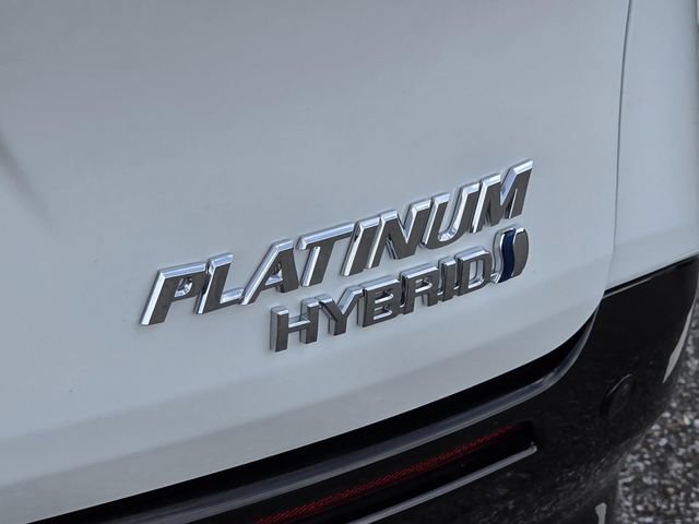 Used 2024 Toyota Sienna Platinum AWD/4WD image 36