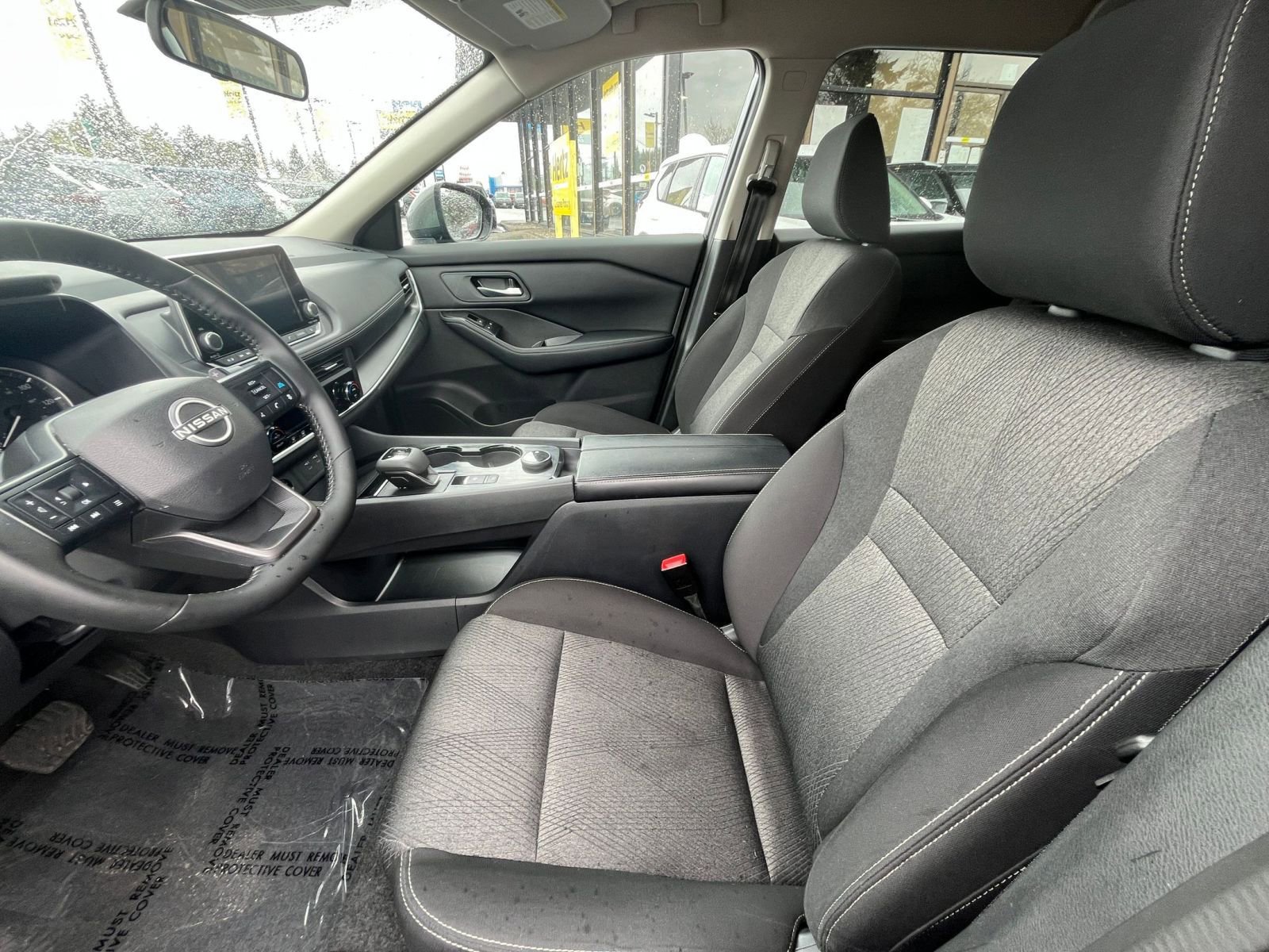 Used 2025 Nissan Rogue SV image 29