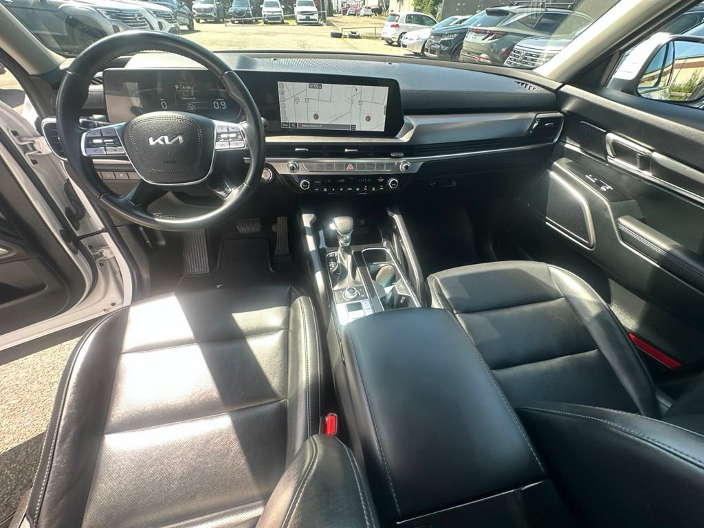 Used 2024 Kia Telluride LX AWD/4WD image 25