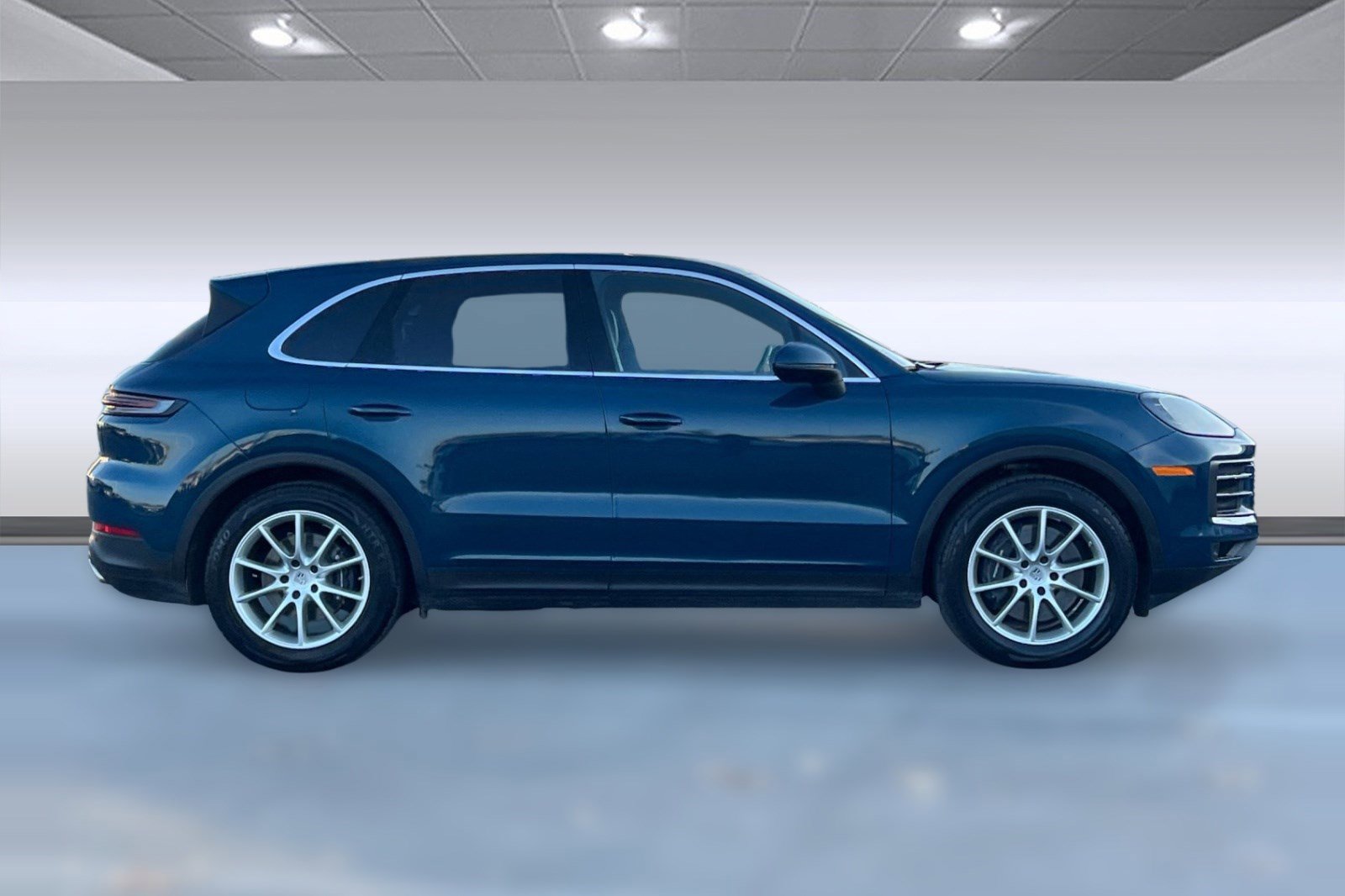 Used 2024 Porsche Cayenne image 7