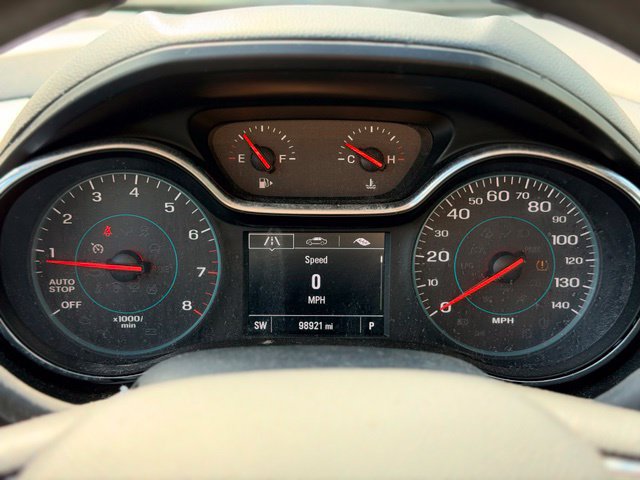 Used 2017 Chevrolet Cruze LT w/ LT Convenience Package FWD image 9