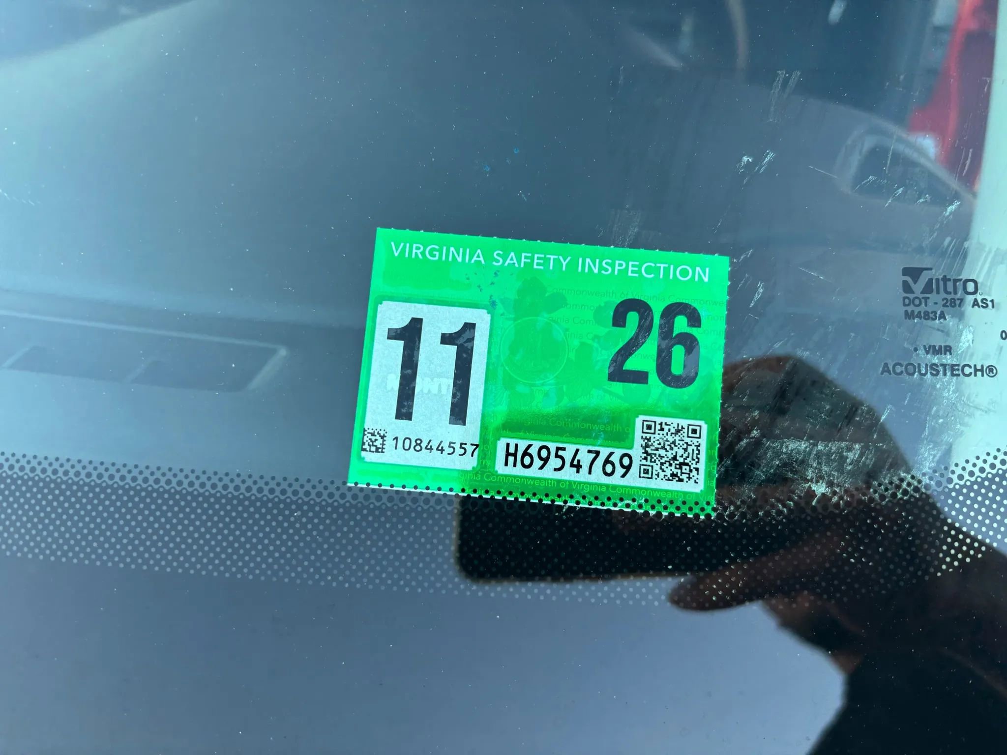 Used 2015 Jeep Renegade Latitude w/ Popular Equipment Group image 33