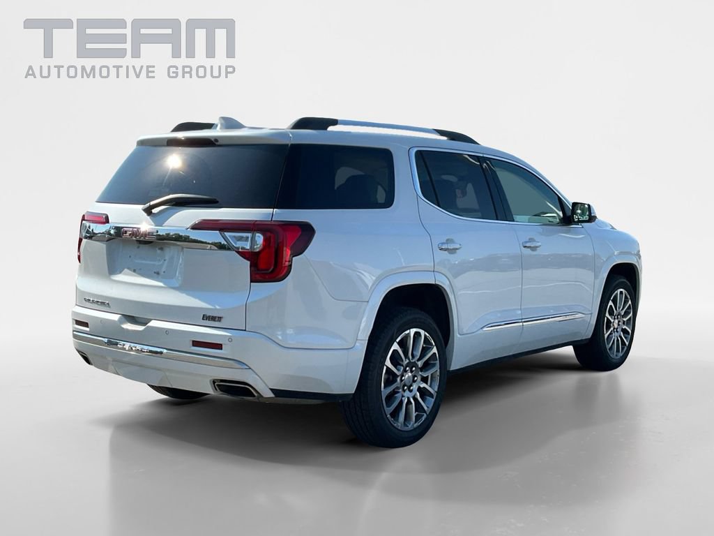 Used 2023 GMC Acadia Denali w/ Denali Ultimate Package FWD image 7