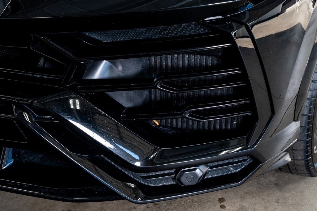 Used 2021 Lamborghini Urus image 14