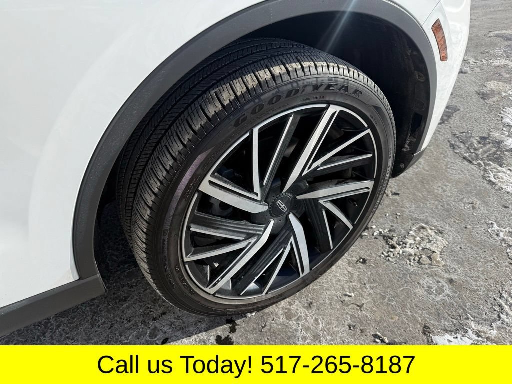 Used 2025 Lincoln Aviator Reserve w/ Equipment Group 201A AWD/4WD image 10