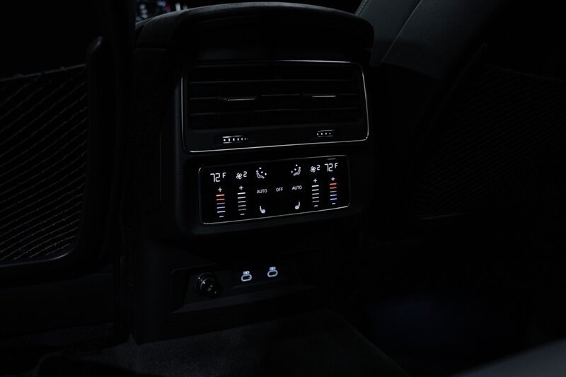 Used 2024 Audi RS Q8 AWD/4WD image 65