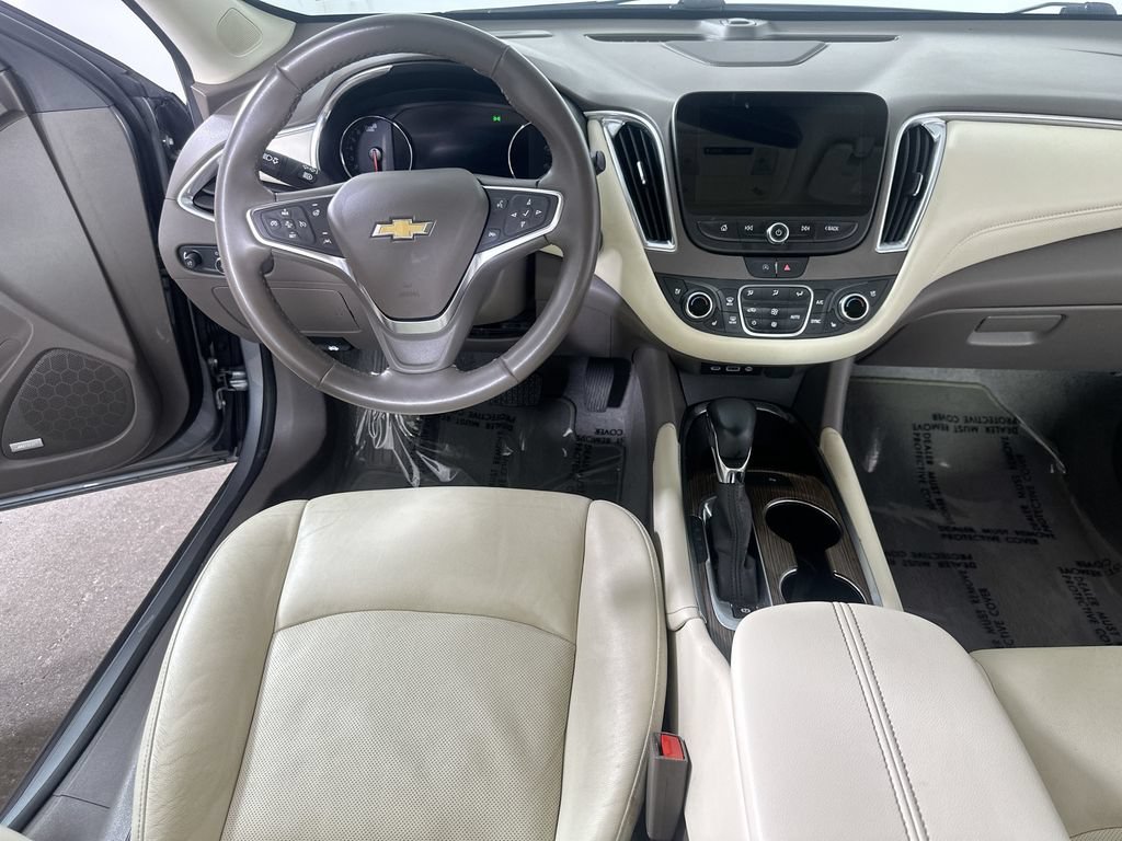 Used 2024 Chevrolet Malibu LT FWD image 19