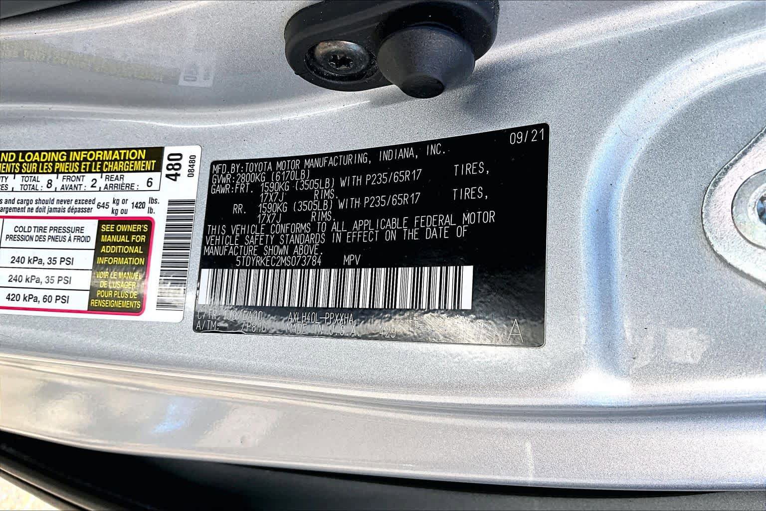 Used 2021 Toyota Sienna XLE FWD image 36
