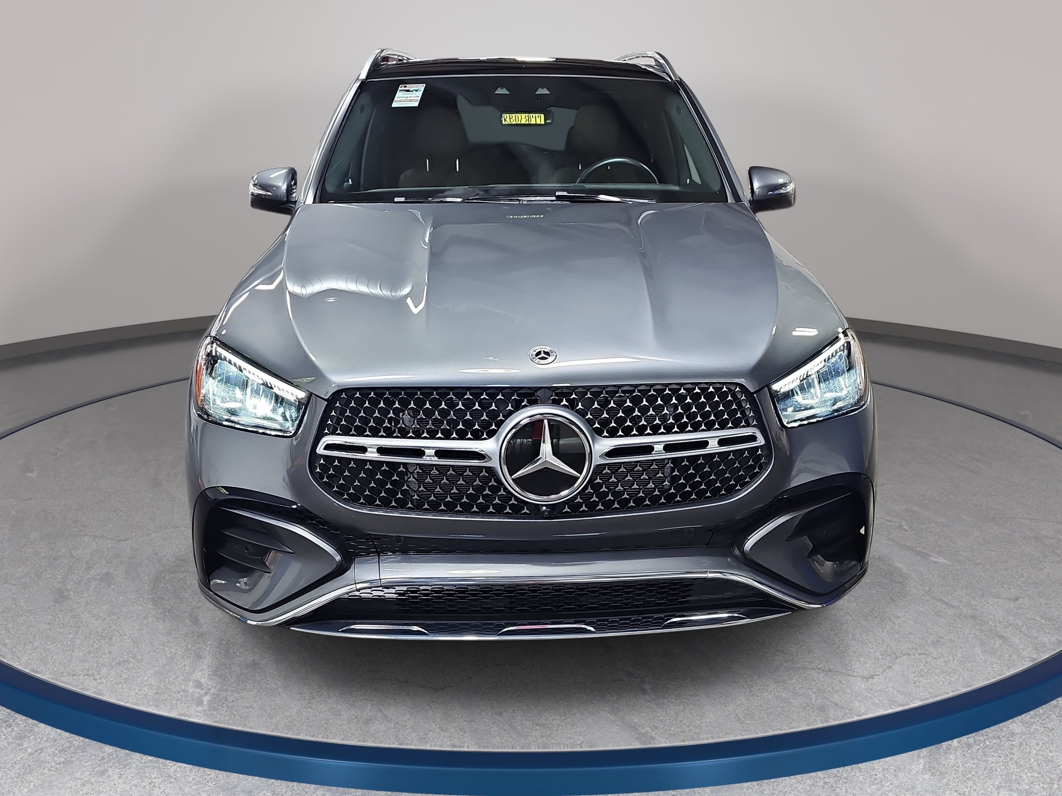 Used 2024 Mercedes-Benz GLE 450 4MATIC image 2