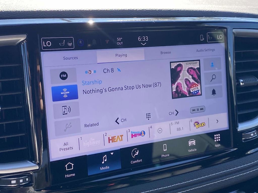 New 2026 Chrysler Pacifica Select w/ S Appearance Package image 21